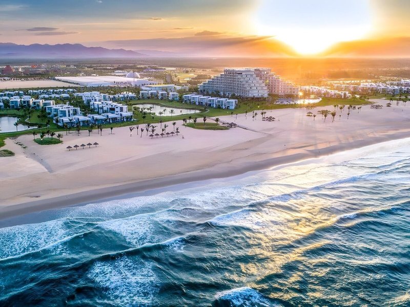 Vinpearl Resort & Golf Nam Hoi An 7