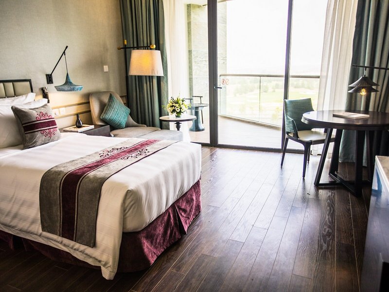Vinpearl Resort & Golf Nam Hoi An 42