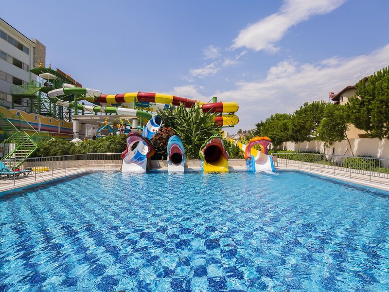 Crystal Waterworld Park Resort 6