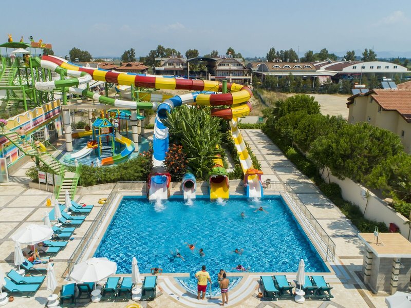 Crystal Waterworld Park Resort 7