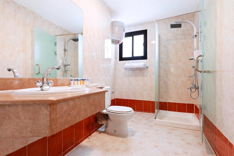 Beach Albatros Sharm 30 - Bathroom Example