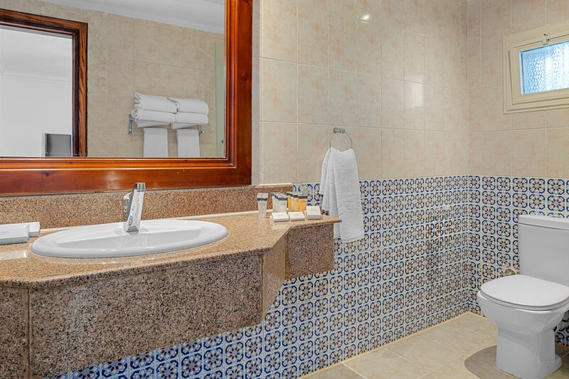 Beach Albatros Sharm 56 - Bathroom Example