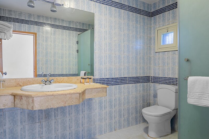 Beach Albatros Sharm 57 - Bathroom Example