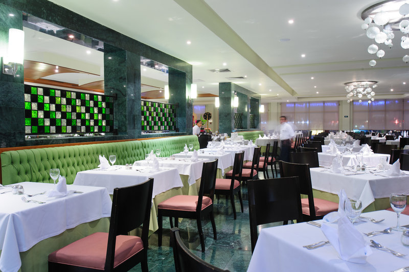 Grand Riviera Princess 111