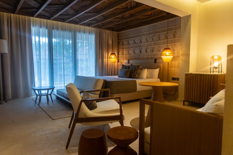 Grand Riviera Princess 58