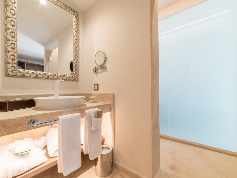 Hotel Creu de Tau Art 35