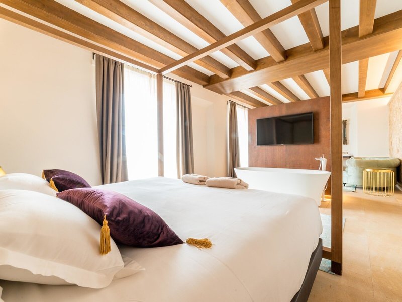 Hotel Creu de Tau Art 49