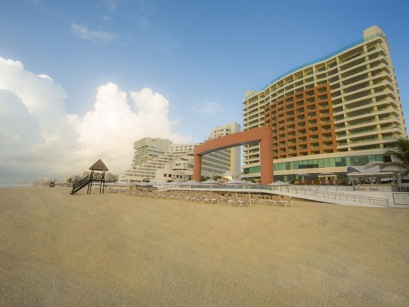 Beach Palace Resort 4