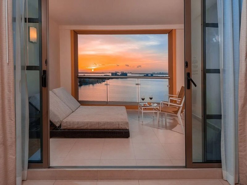 Beach Palace Resort 6