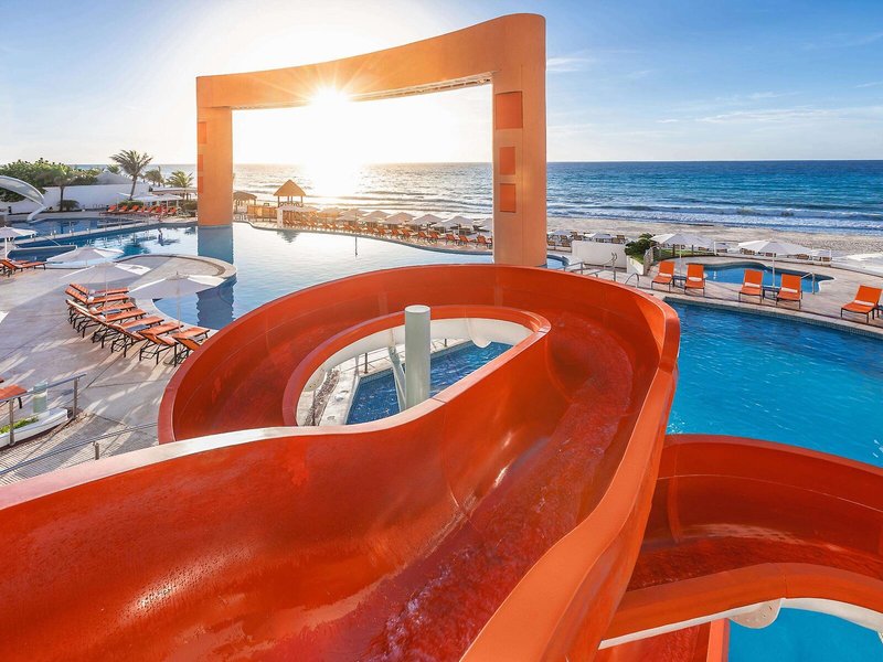 Beach Palace Resort 12