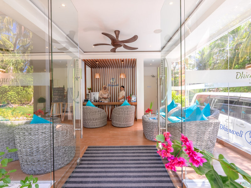 Dhiguveli Maldives 17