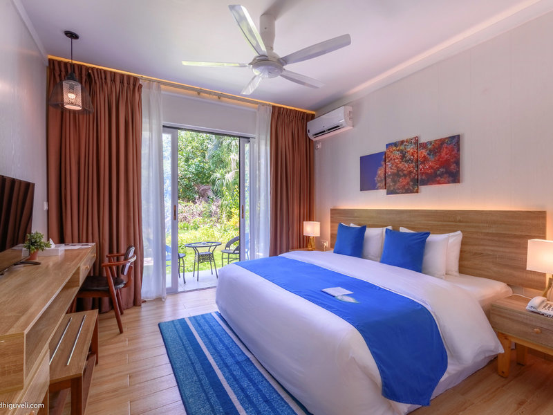 Dhiguveli Maldives 30