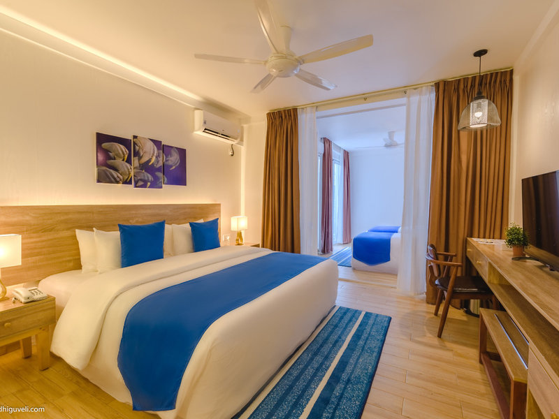 Dhiguveli Maldives 33