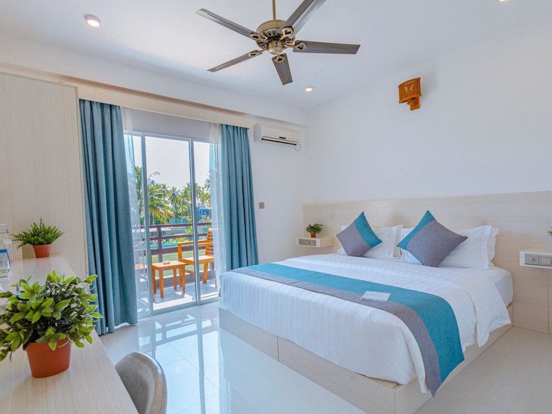 Dhiguveli Maldives 36