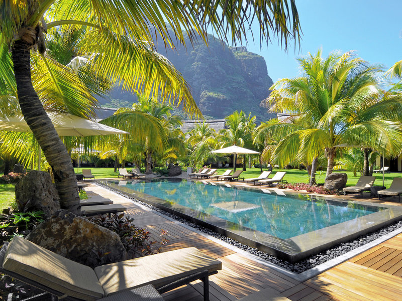 Dinarobin Beachcomber Golf Resort & Spa 18