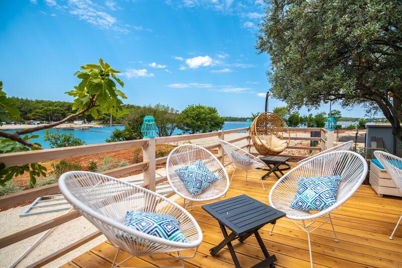 Arena One 99 Glamping 32