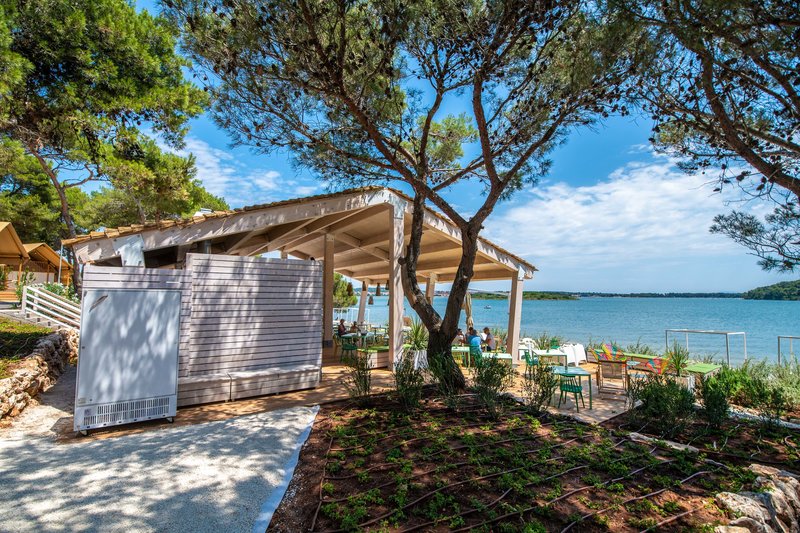 Arena One 99 Glamping 42