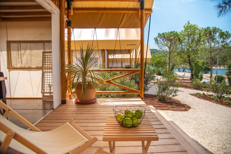 Arena One 99 Glamping 64