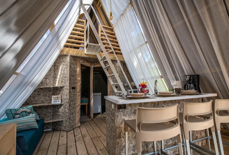 Arena One 99 Glamping 73