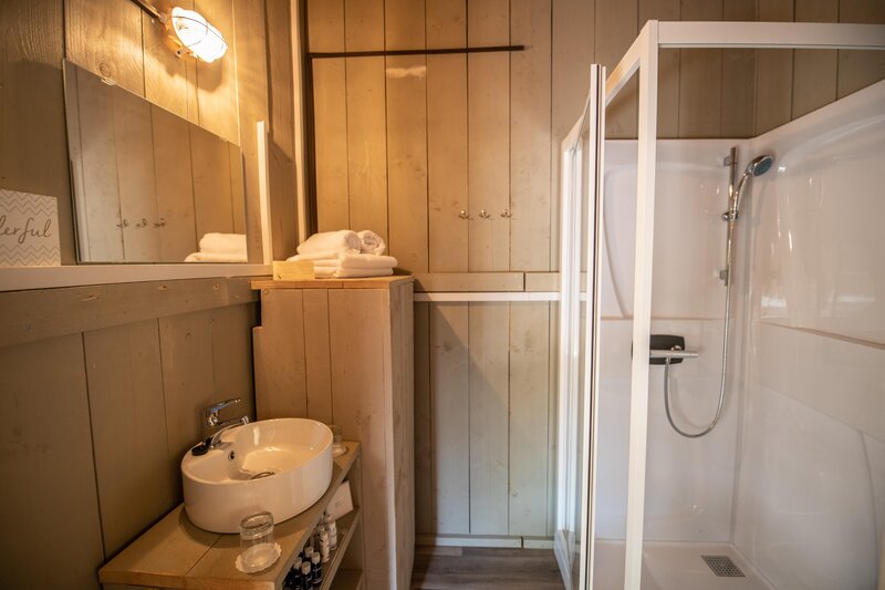 Arena One 99 Glamping 95