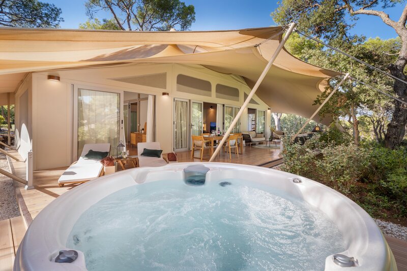 Arena One 99 Glamping 149