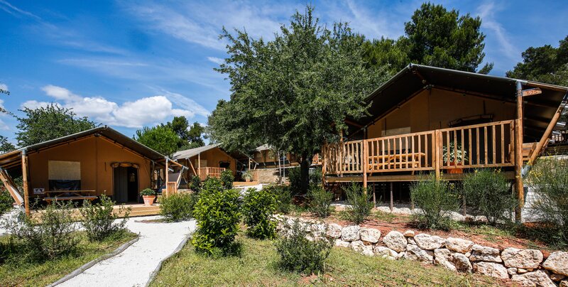 Arena One 99 Glamping 8