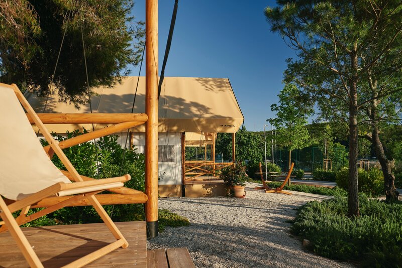 Arena One 99 Glamping 11