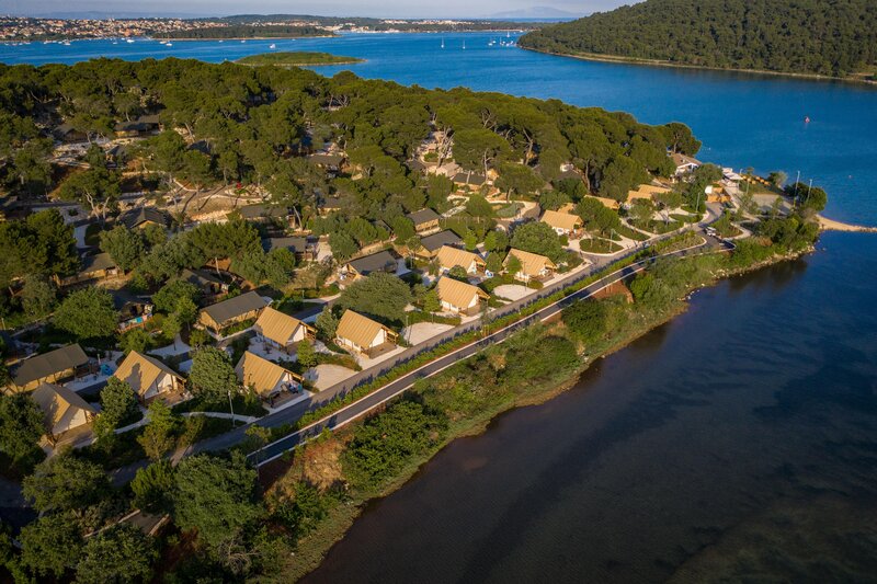 Arena One 99 Glamping 35