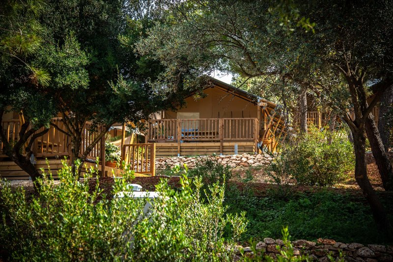 Arena One 99 Glamping 49