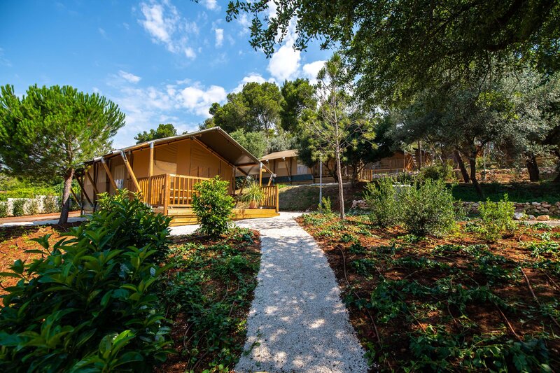 Arena One 99 Glamping 54