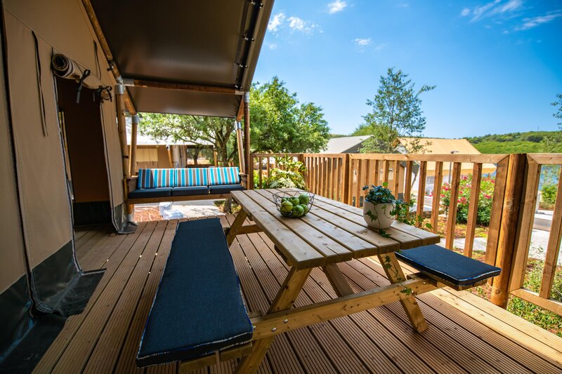 Arena One 99 Glamping 57