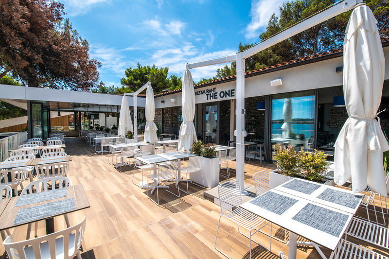 Arena One 99 Glamping 61