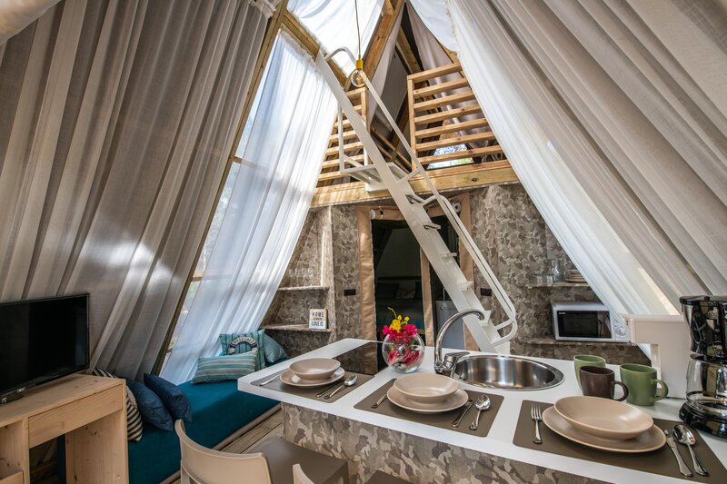 Arena One 99 Glamping 72