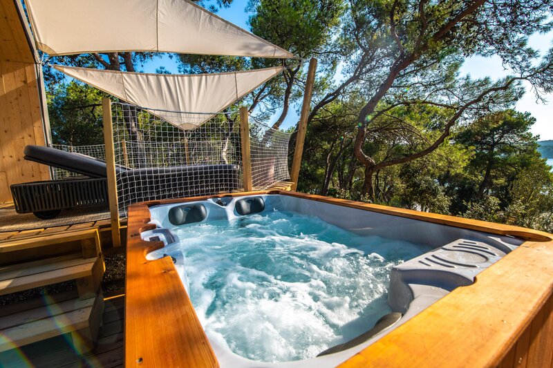 Arena One 99 Glamping 108