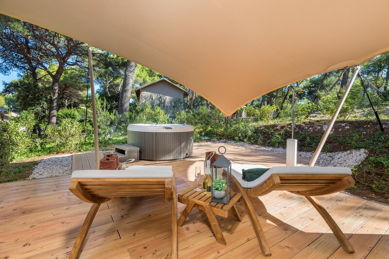 Arena One 99 Glamping 147