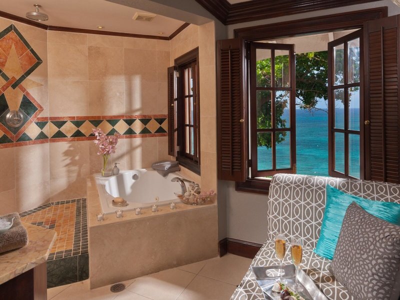 Sandals Royal Plantation 32