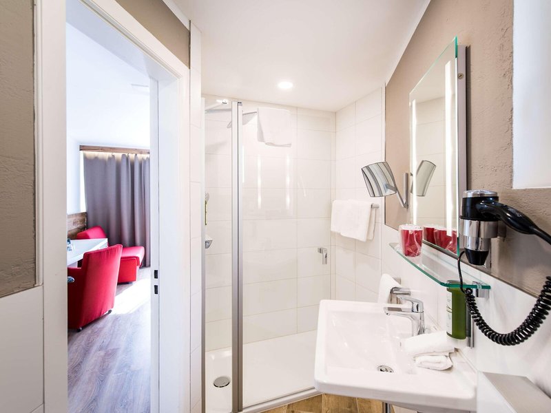 Best Western Butterfly 47