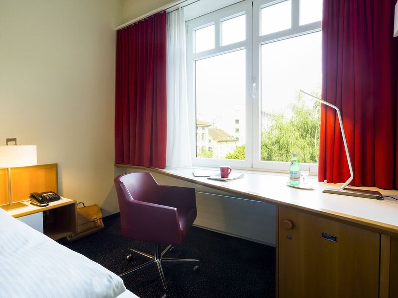 Hotel Wartmann am Bahnhof 25