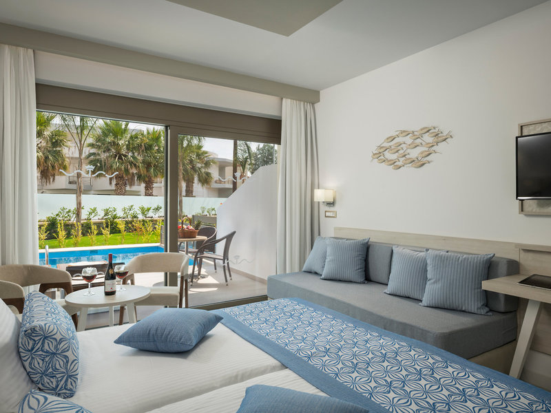 Vantaris Blue Adults only 5