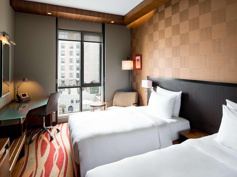 Radisson Blu Dubai Media City 31