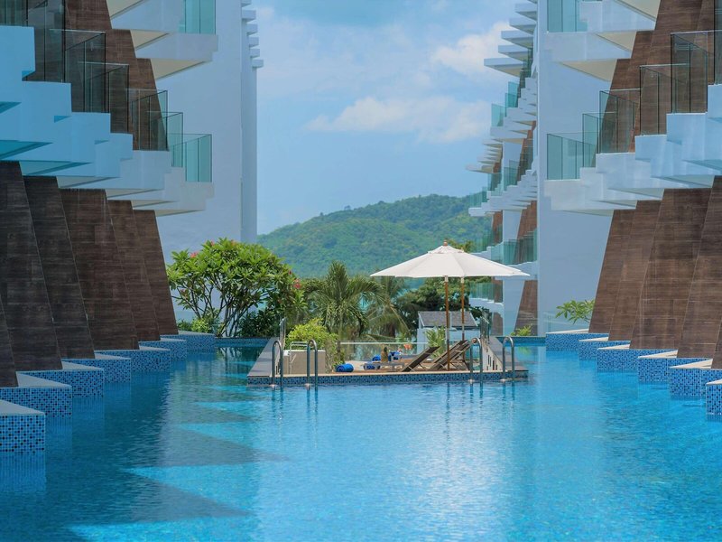 Best Western Plus The Beachfront 8