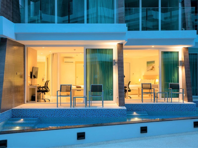 Best Western Plus The Beachfront 22