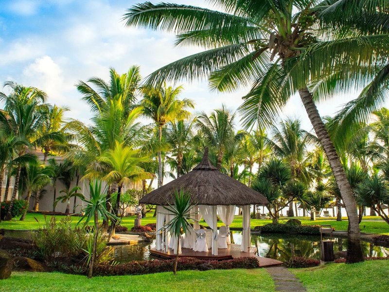 LUX* Belle Mare Hotel & Villas 1