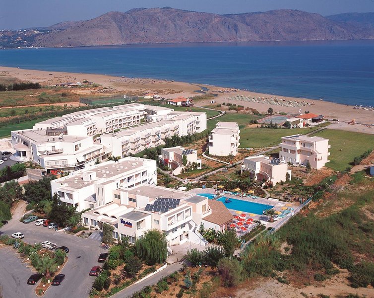 Delfina Tropic Beach 1