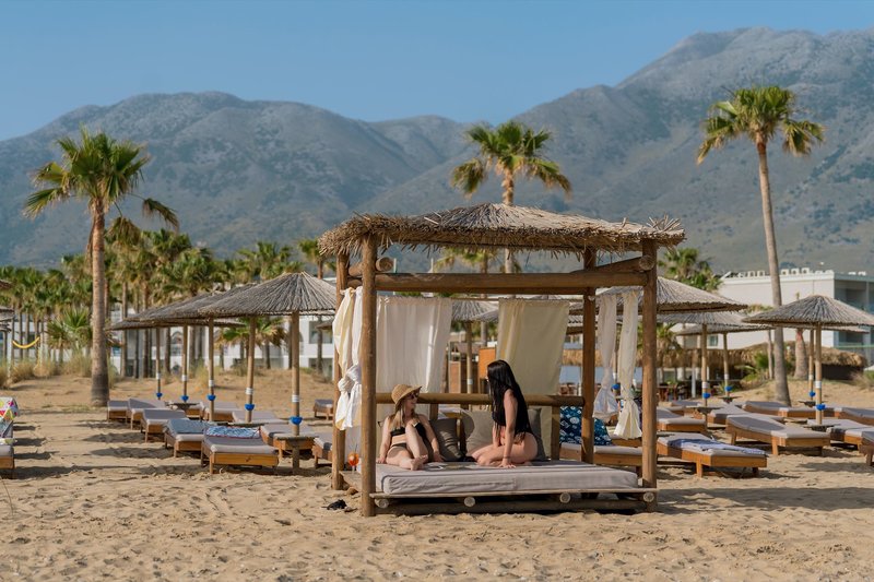 Delfina Tropic Beach 11