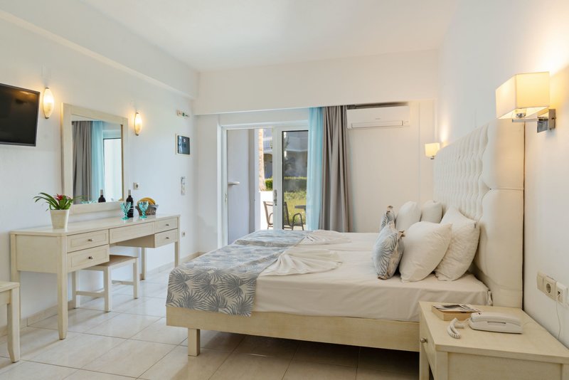 Delfina Tropic Beach 16