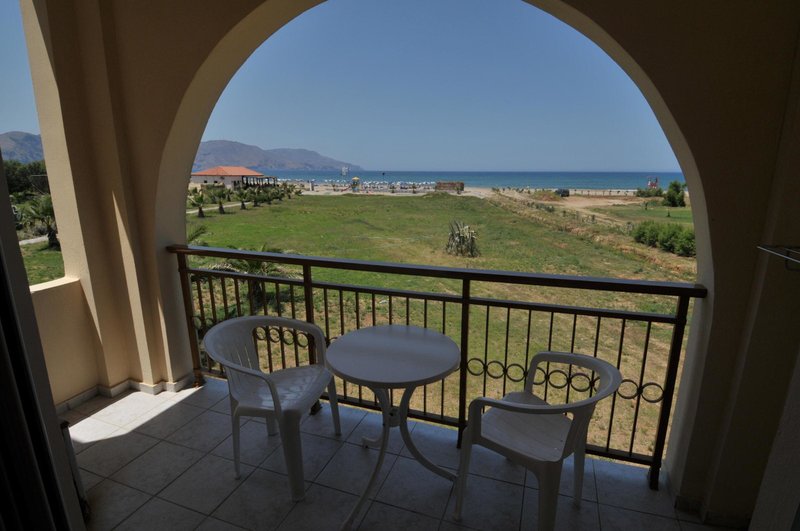 Delfina Tropic Beach 7