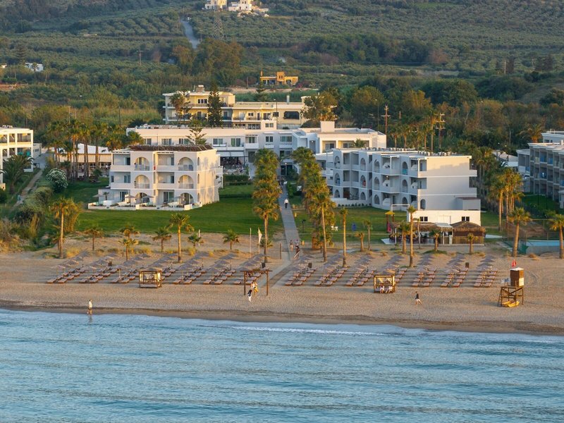 Delfina Tropic Beach 8