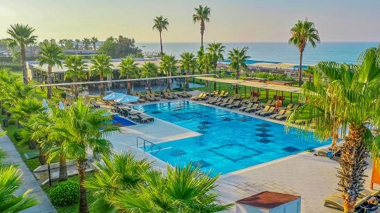 Crystal Boutique Beach Resort 4