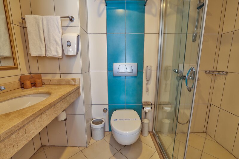 Crystal Boutique 25